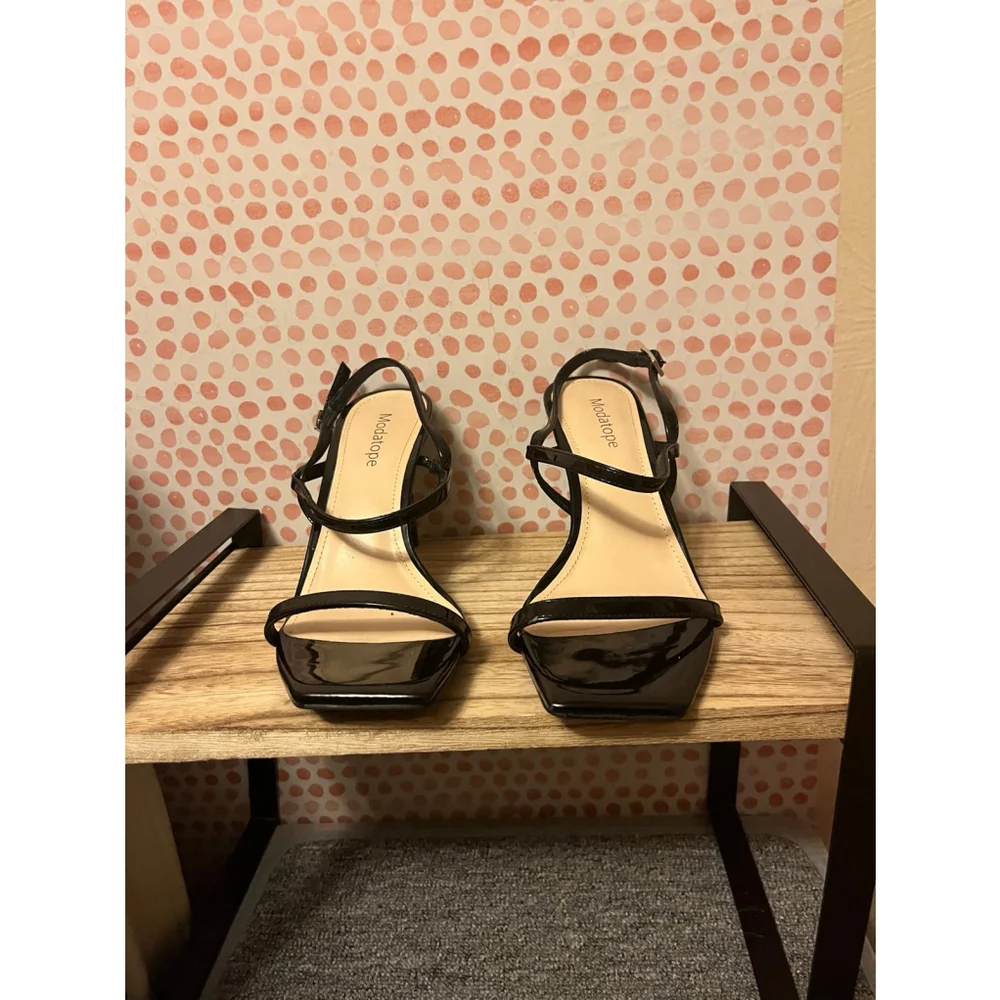 Modatope Womens Open Toe Strappy Sandals - Picture 2 of 7